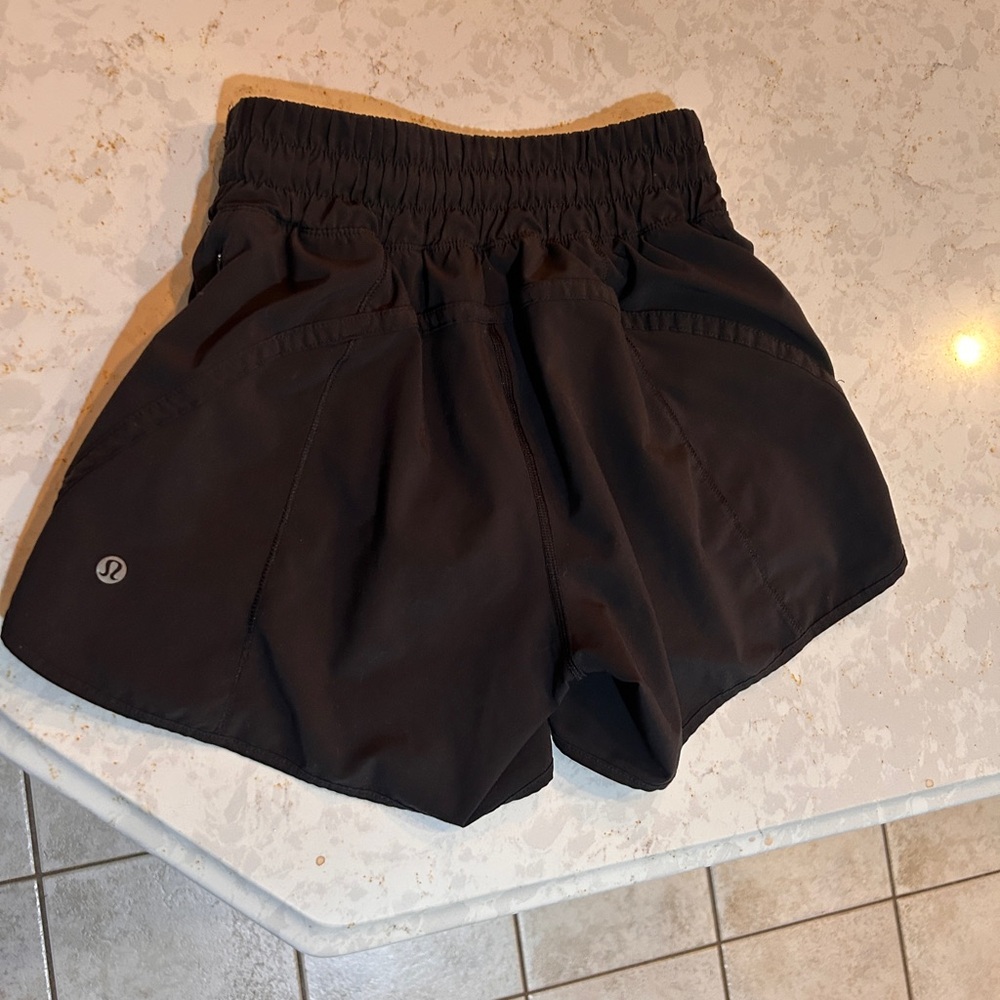 Lululemon Track That Short *5" • Black • size 2 - Picture 7 of 11